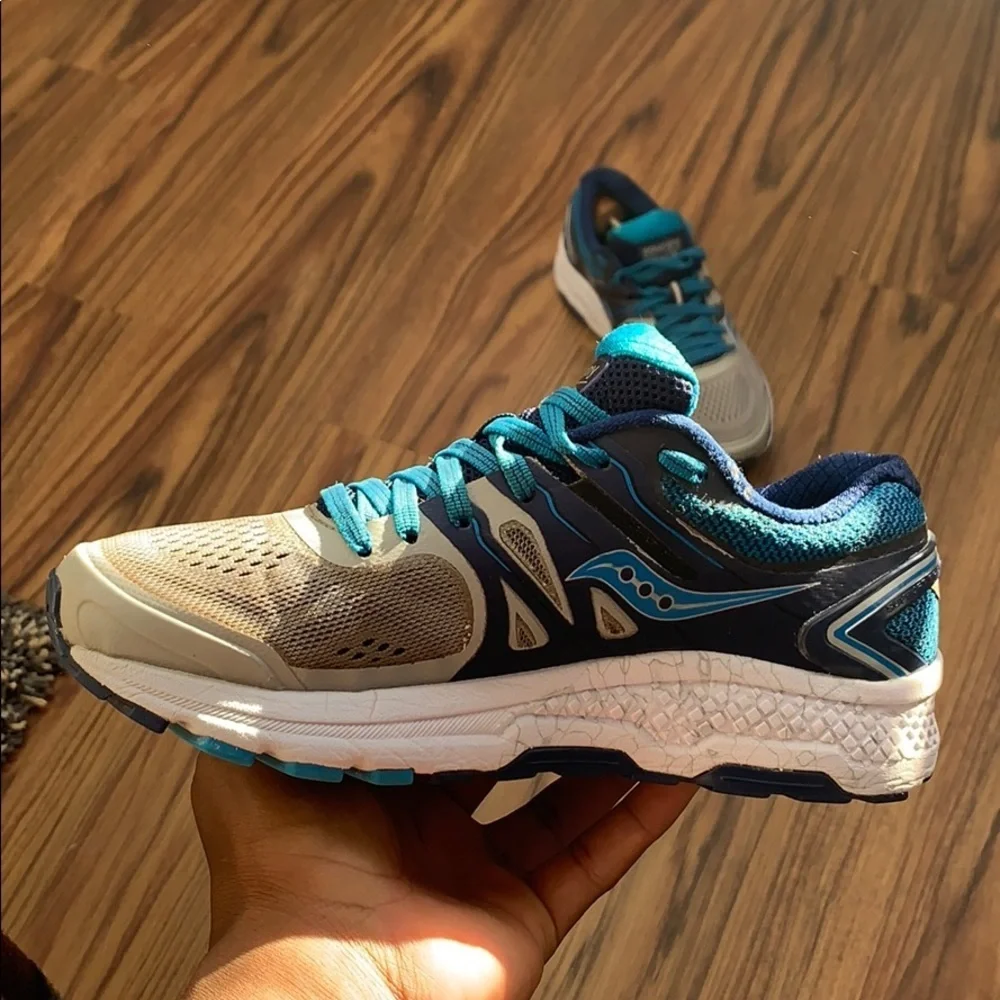 Saucony OMNI 16 Everun Women